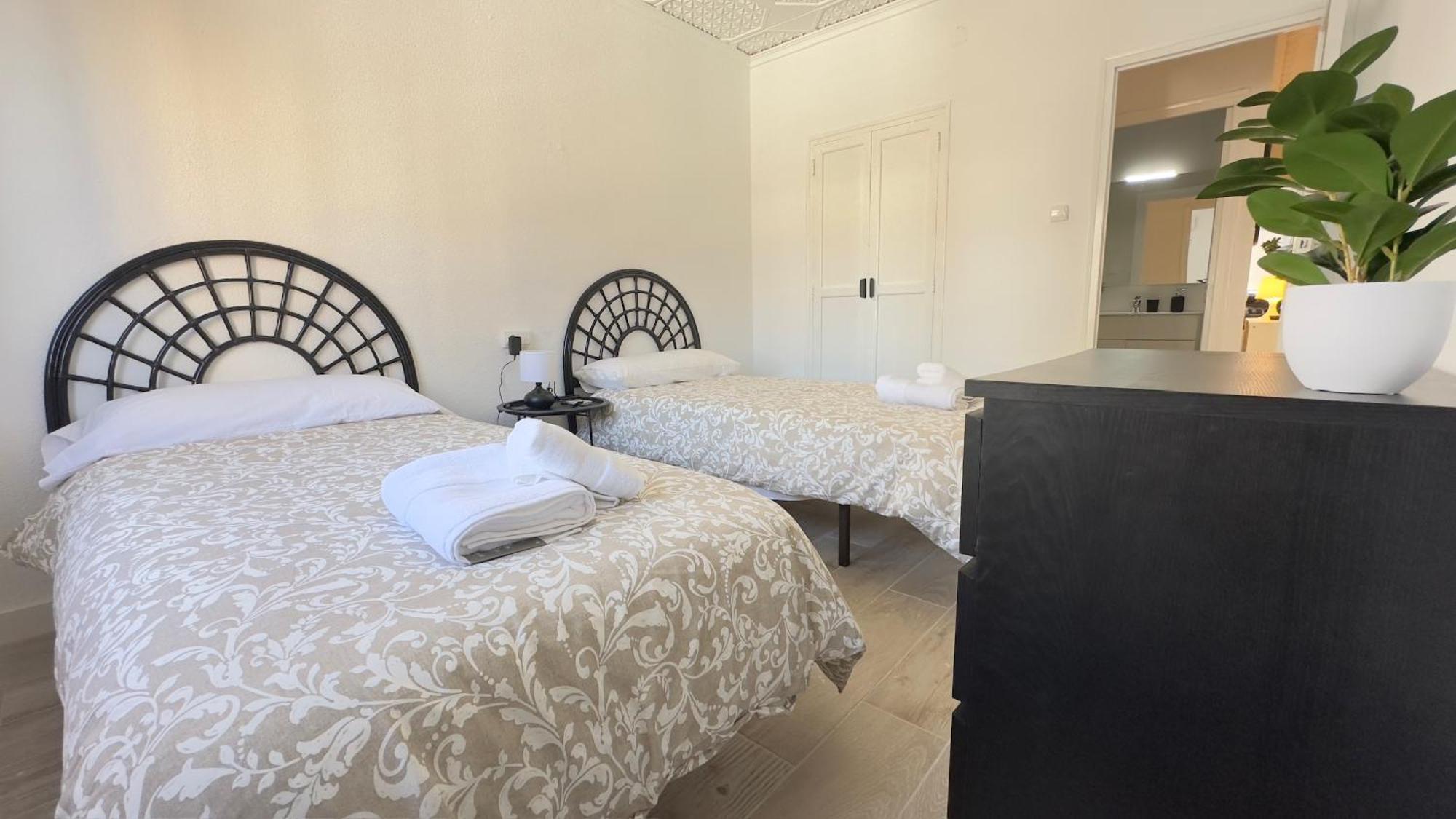Apartamentos Vernia Онтеньенте Экстерьер фото
